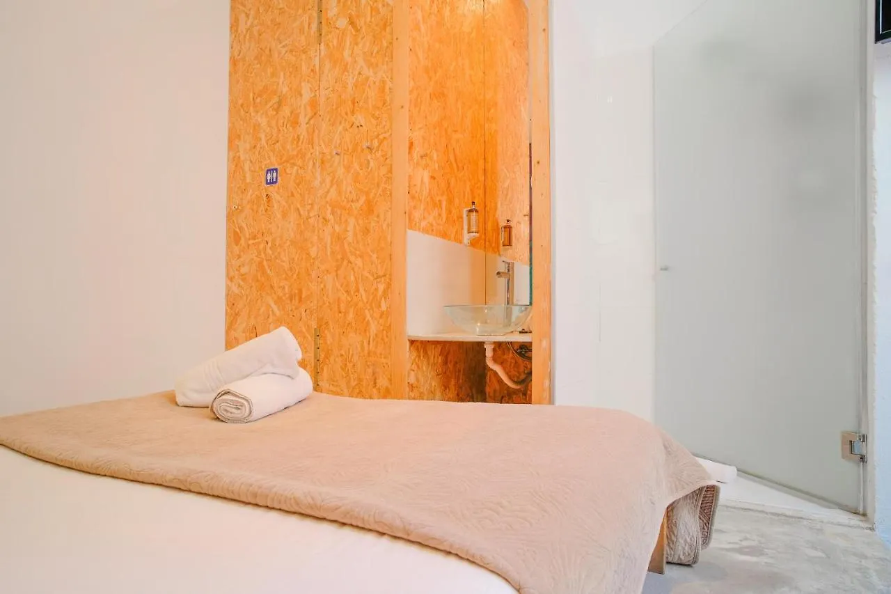 Lisbon Studios Guest house